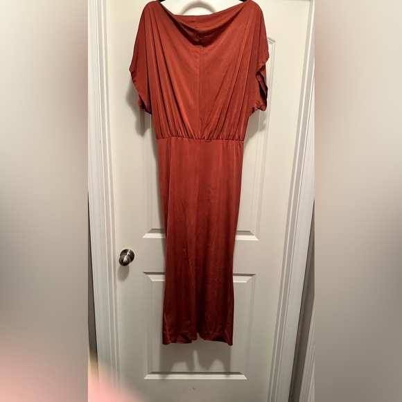 Rust Off Shoulder Dress - Picture 2 of 4